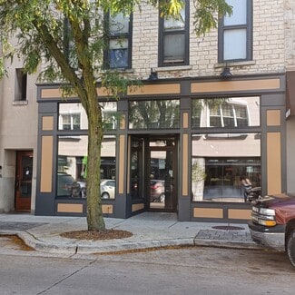 Plus de détails pour 321 W Main St, Waukesha, WI - Commerce de détail à louer