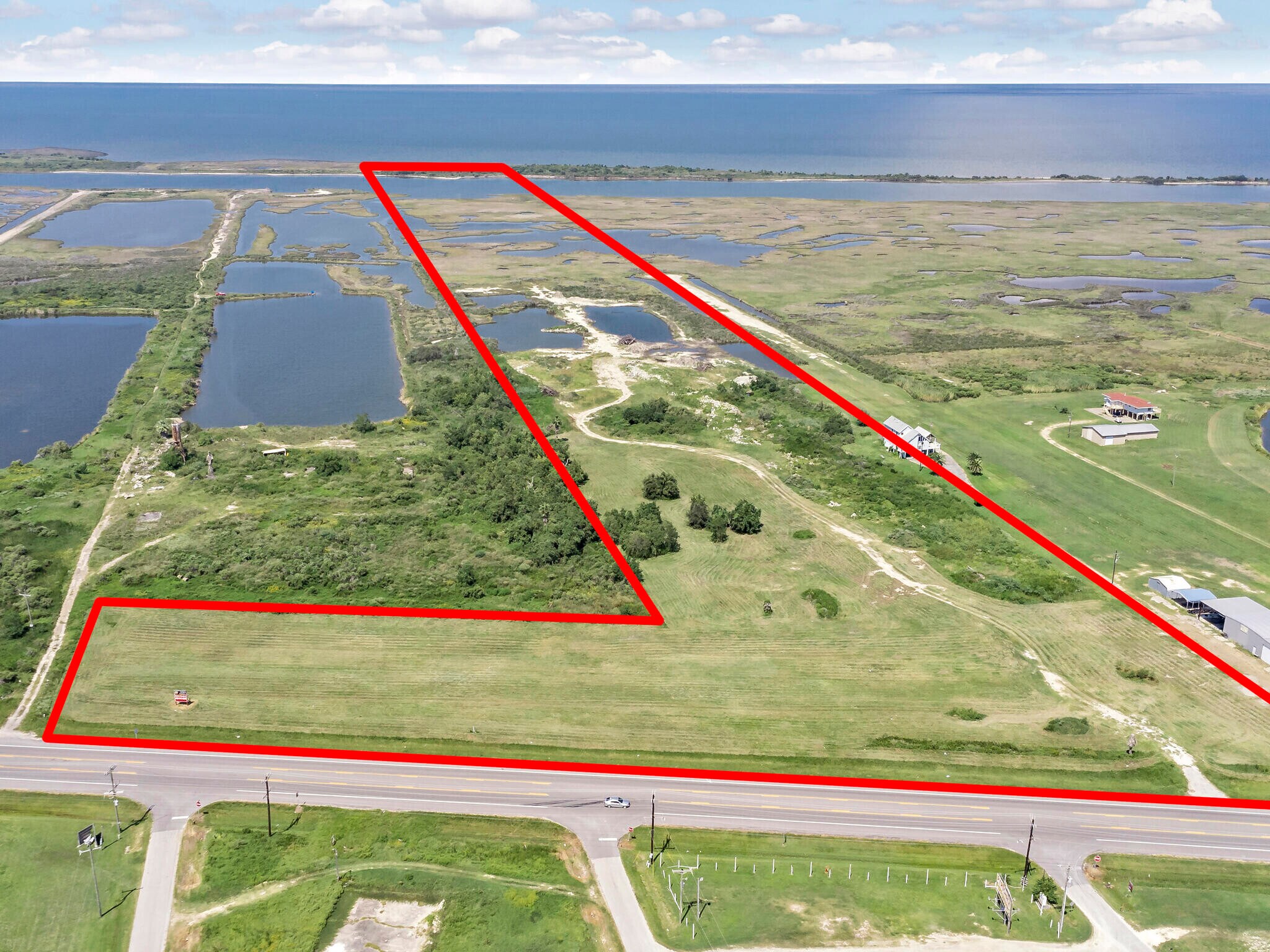2169 Hwy 87, Crystal Beach, TX à vendre Photo du bâtiment- Image 1 de 21