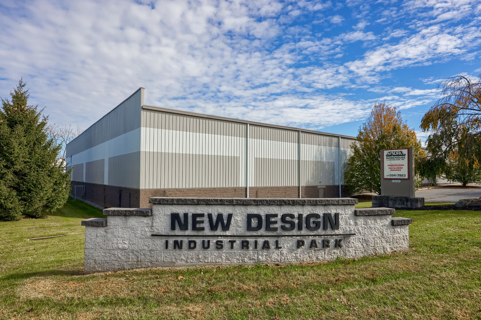300 Commerce Dr, New Holland, PA à louer Photo du bâtiment- Image 1 de 29