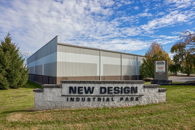 More details for 300 Commerce Dr, New Holland, PA - Industrial for Lease