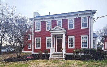238 W Delaware Ave, Pennington, NJ for lease Building Photo- Image 1 of 8