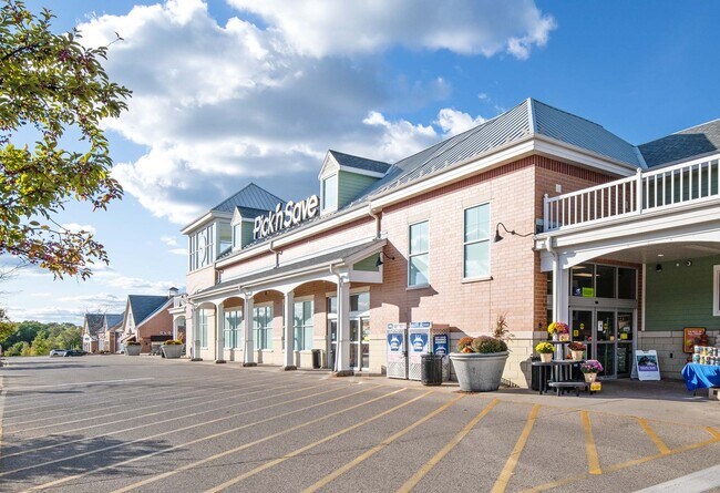 More details for SWC Hwy 16 & Hwy 83, Delafield, WI - Retail for Lease