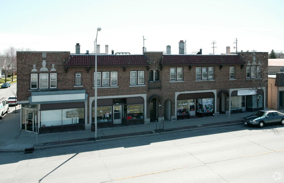 5701-5711 W Burnham St, Milwaukee, WI for lease - Building Photo - Image 2 of 6