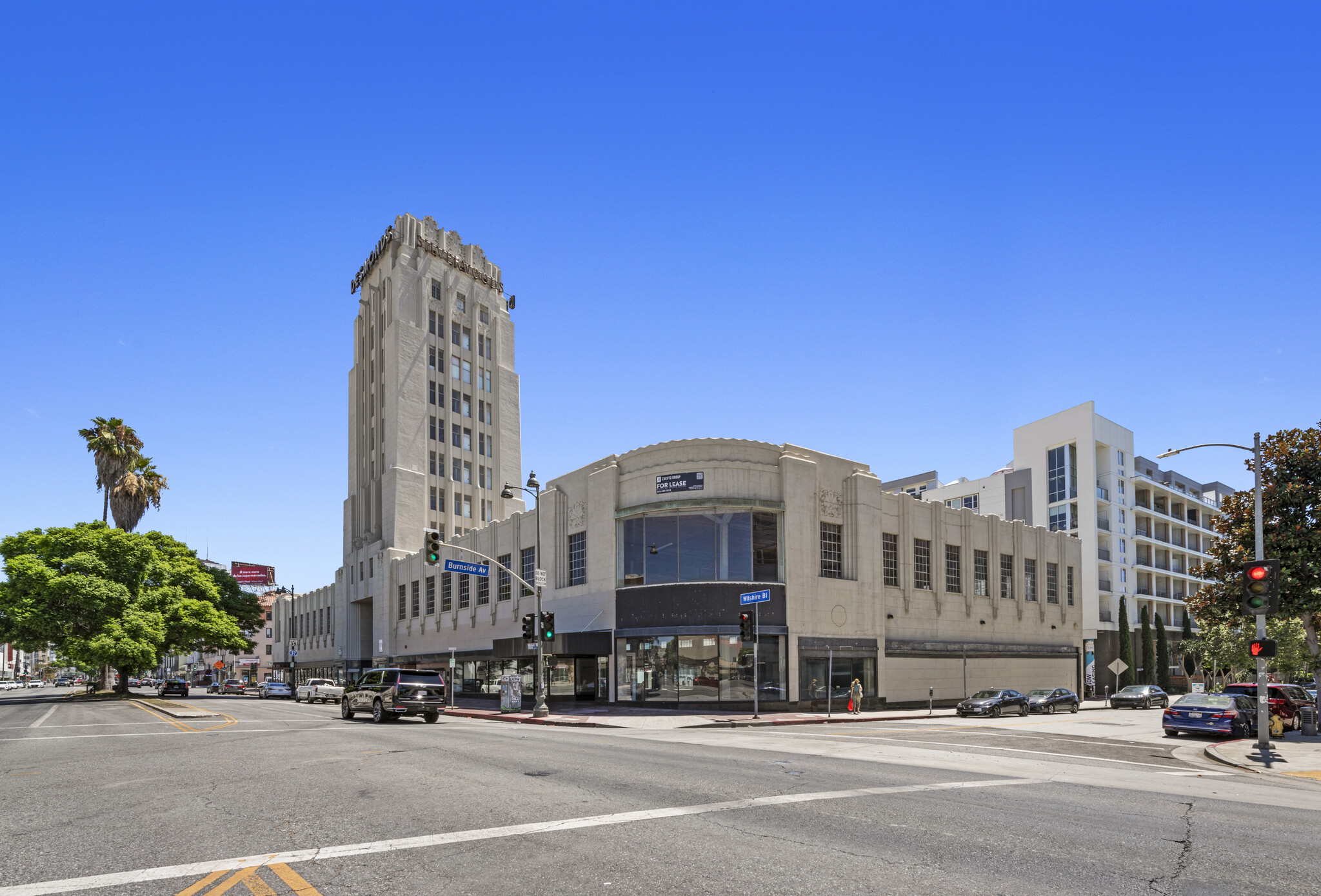 5500-5528 Wilshire Blvd, Los Angeles, CA à louer Photo du bâtiment- Image 1 de 24