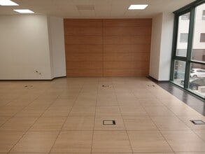 Office in Madrid, Madrid for lease Interior Photo- Image 2 of 9