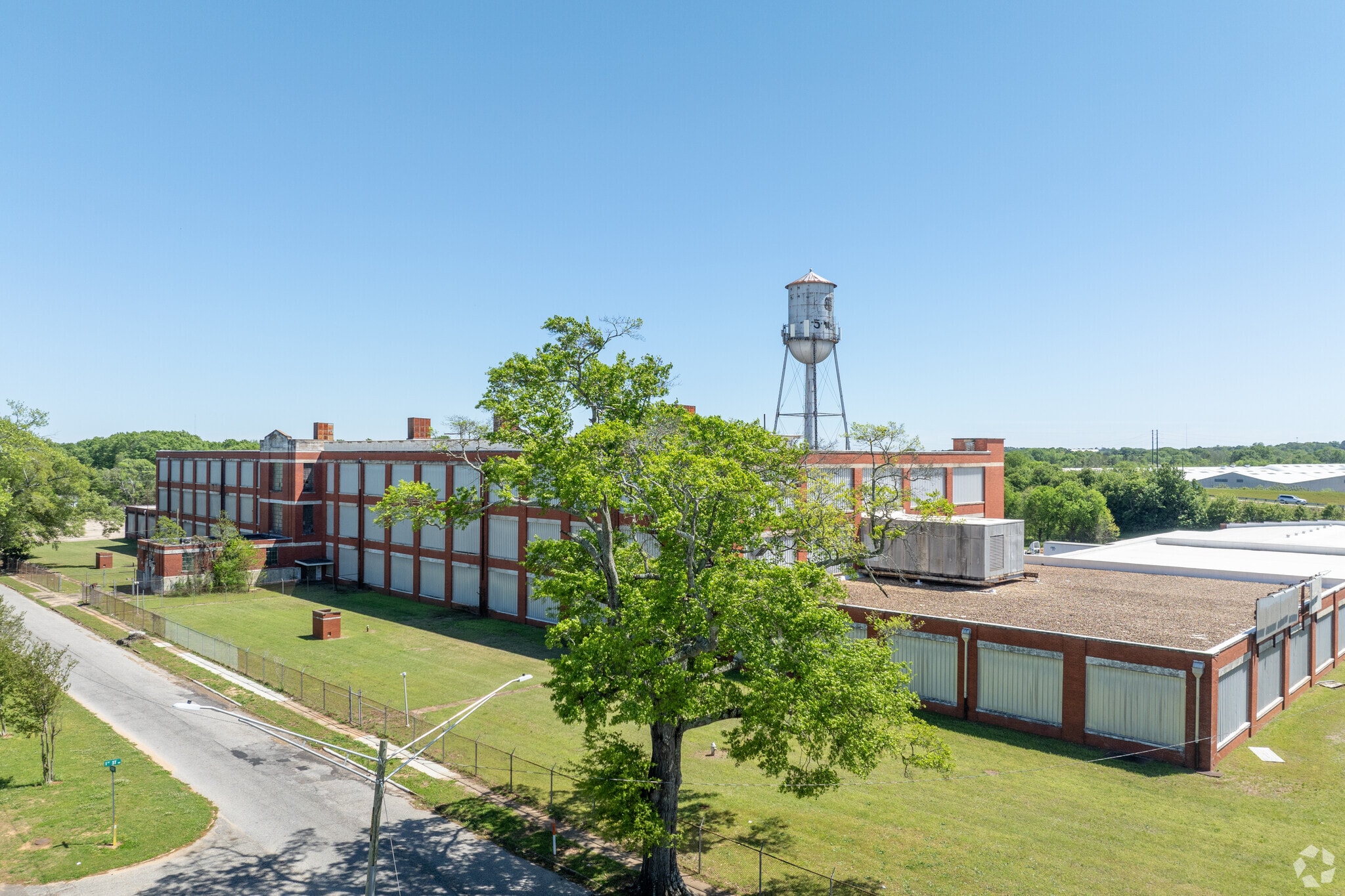301 Johnson Ave, Montgomery, AL for lease Primary Photo- Image 1 of 10