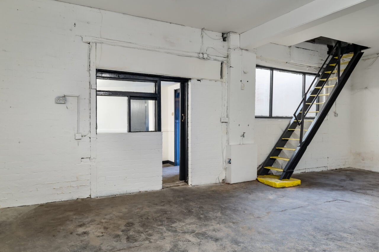 North Street, Castleford for lease Interior Photo- Image 1 of 4
