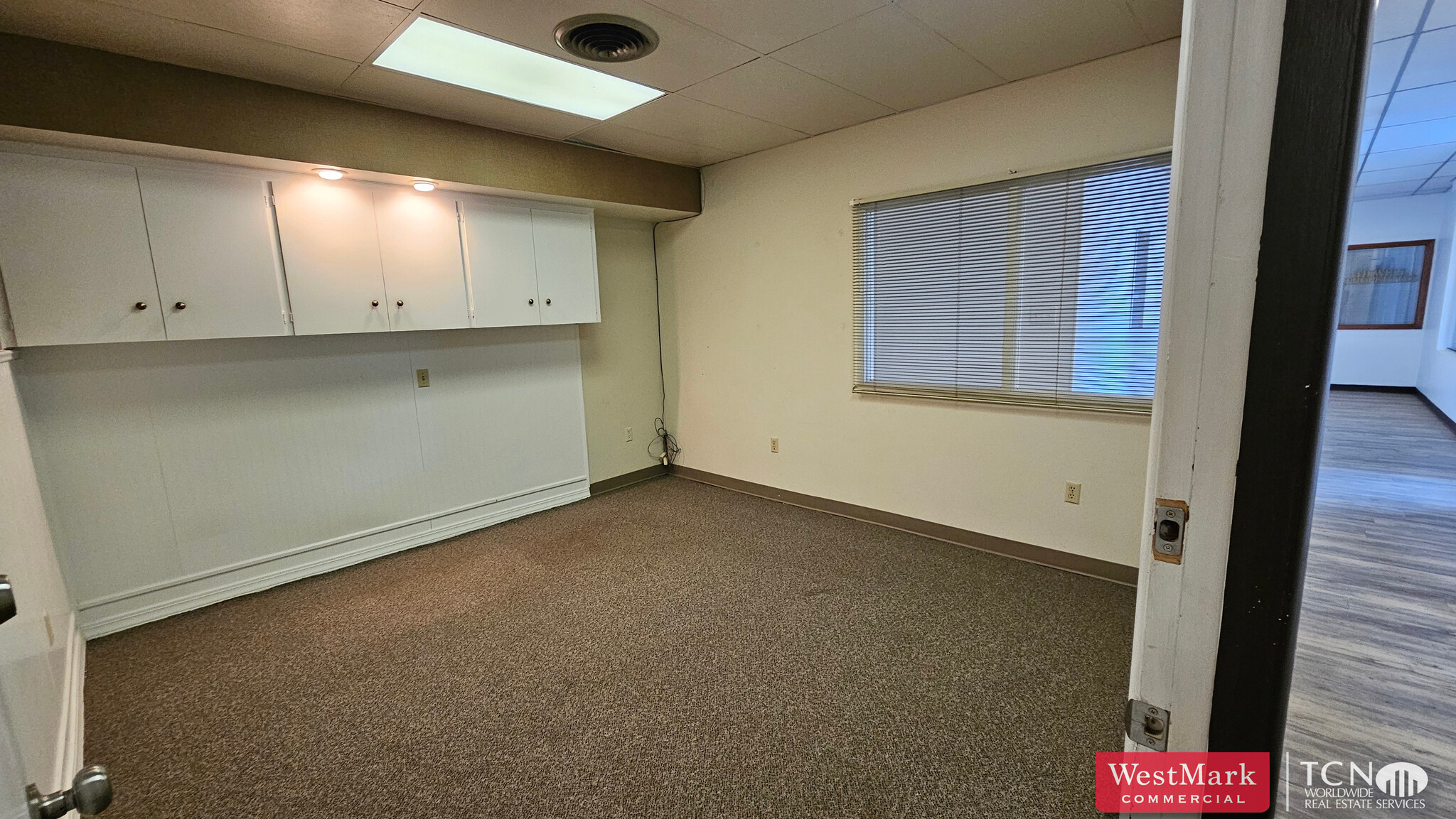 2315 50th St, Lubbock, TX for lease Interior Photo- Image 1 of 2