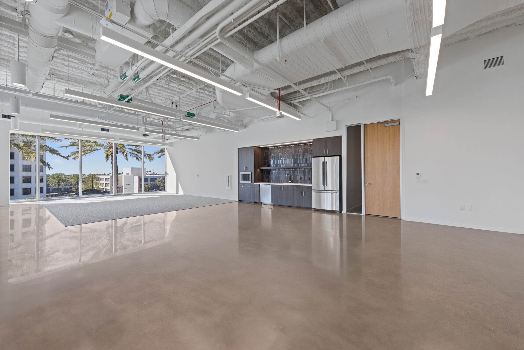 400 Spectrum Center Dr, Irvine, CA for lease Interior Photo- Image 1 of 6