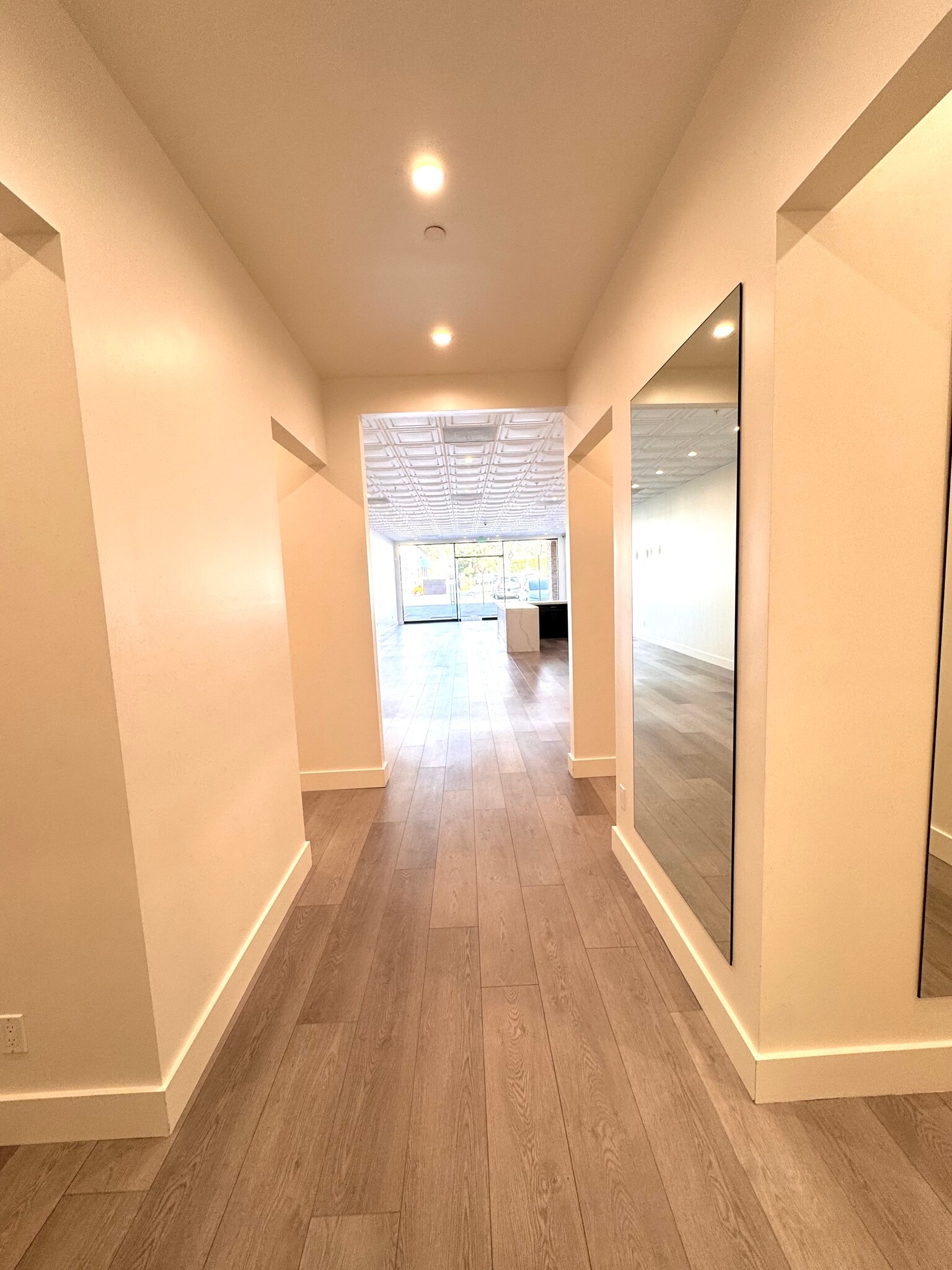 3262 E Thousand Oaks Blvd, Westlake Village, CA for lease Interior Photo- Image 1 of 2