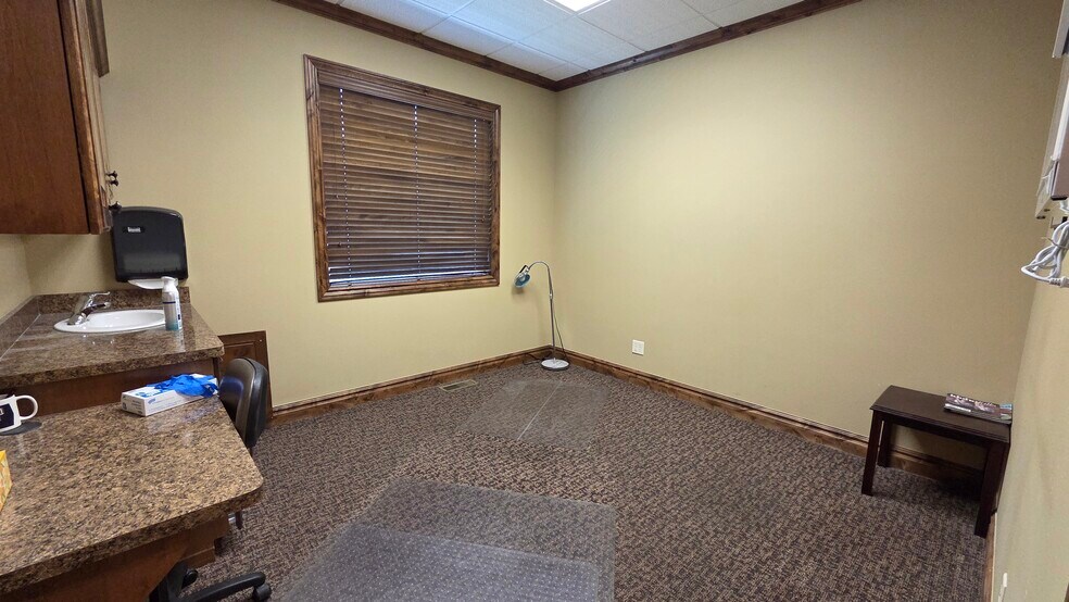 1628 Elk Creek Dr, Idaho Falls, ID à louer - Photo du bâtiment - Image 3 de 6
