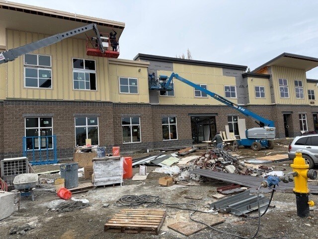 6252 Portal Way, Ferndale, WA à louer - Photo du bâtiment - Image 3 de 13