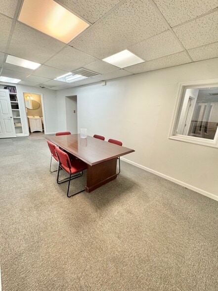 625 Barksdale Rd, Newark, DE for lease - Interior Photo - Image 3 of 37