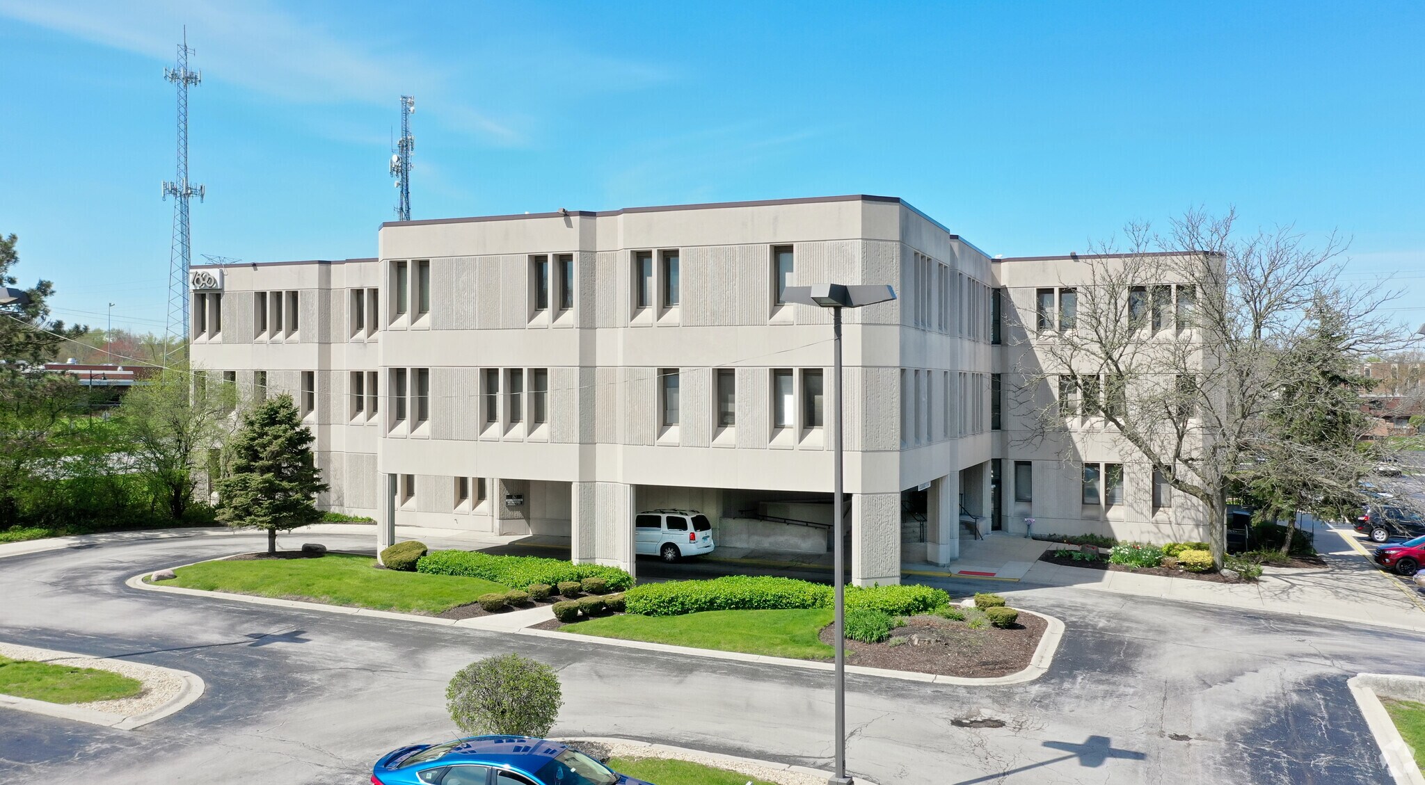 7600 College Dr, Palos Heights, IL à louer Photo du bâtiment- Image 1 de 8