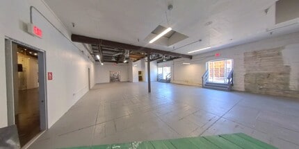 210-216 N Coast Hwy, Oceanside, CA for lease Interior Photo- Image 2 of 3
