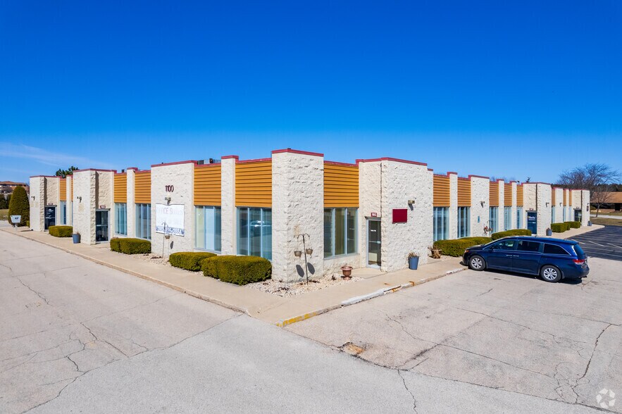 1100 Commerce Dr, Mount Pleasant, WI à louer - Photo du bâtiment - Image 1 de 7