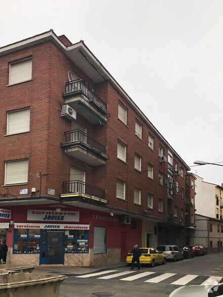 Calle Padre Juan Mariana, 1, Talavera de la Reina, Toledo à vendre - Photo du bâtiment - Image 1 de 2