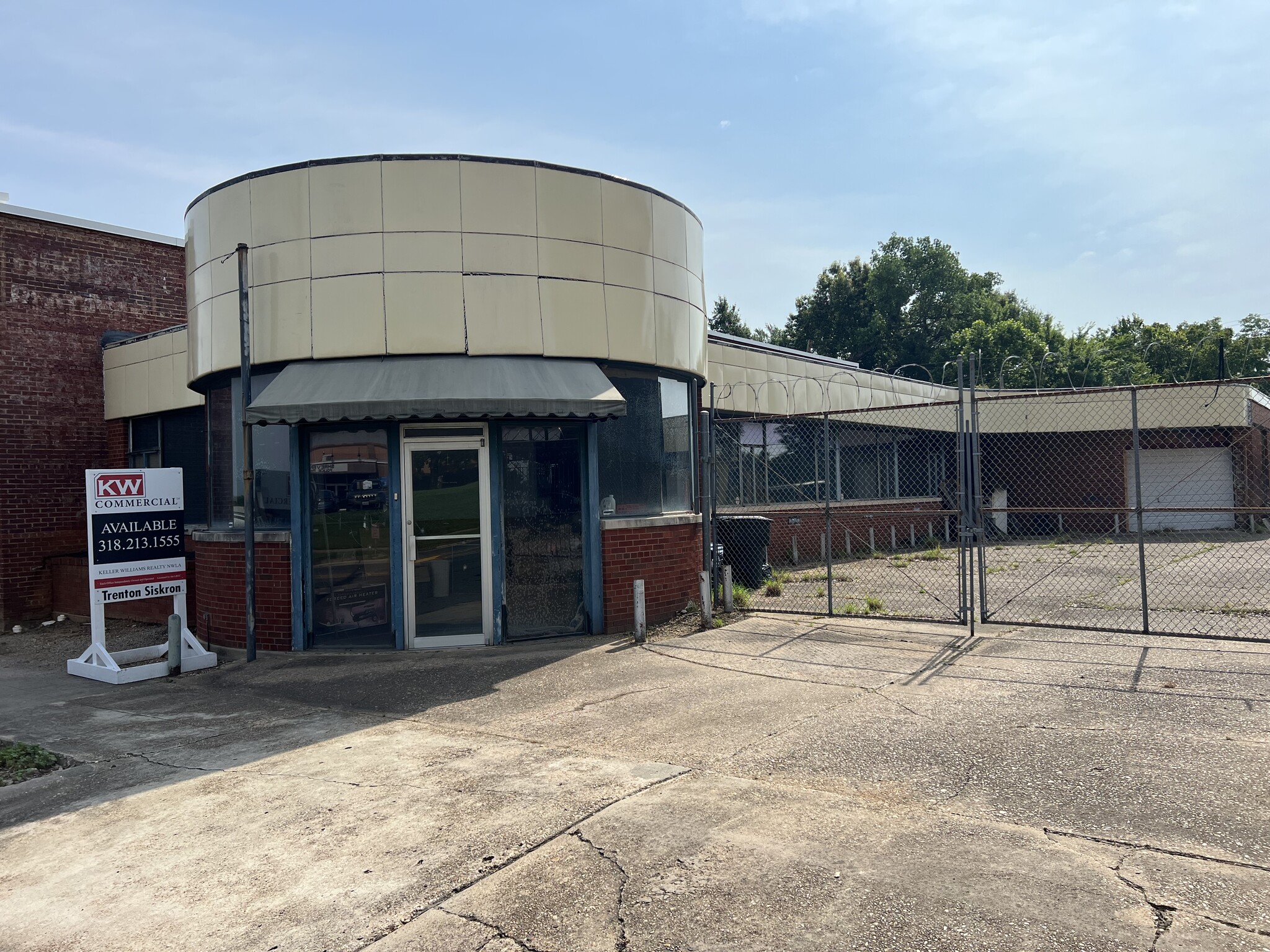 1217 Texas Ave, Shreveport, LA à louer Photo du bâtiment- Image 1 de 2