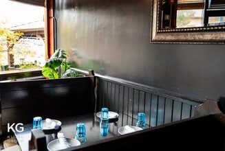 327-329 Waukegan Ave, Highwood, IL for lease Interior Photo- Image 2 of 8