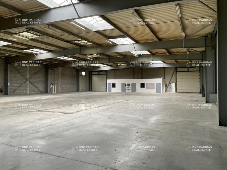 Flex dans Les Sorinières à louer - Photo du bâtiment - Image 1 de 14