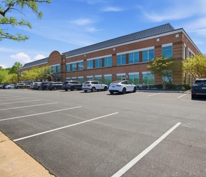 21351 Gentry Dr, Sterling, VA for sale - Building Photo - Image 3 of 19
