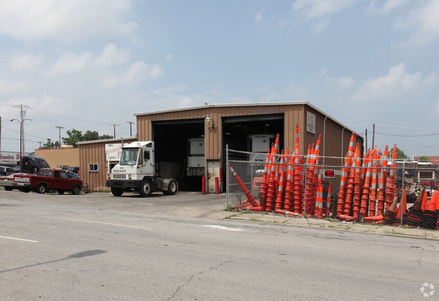 1210 E 9th St, Kansas City, MO for sale - Building Photo - Image 2 of 2
