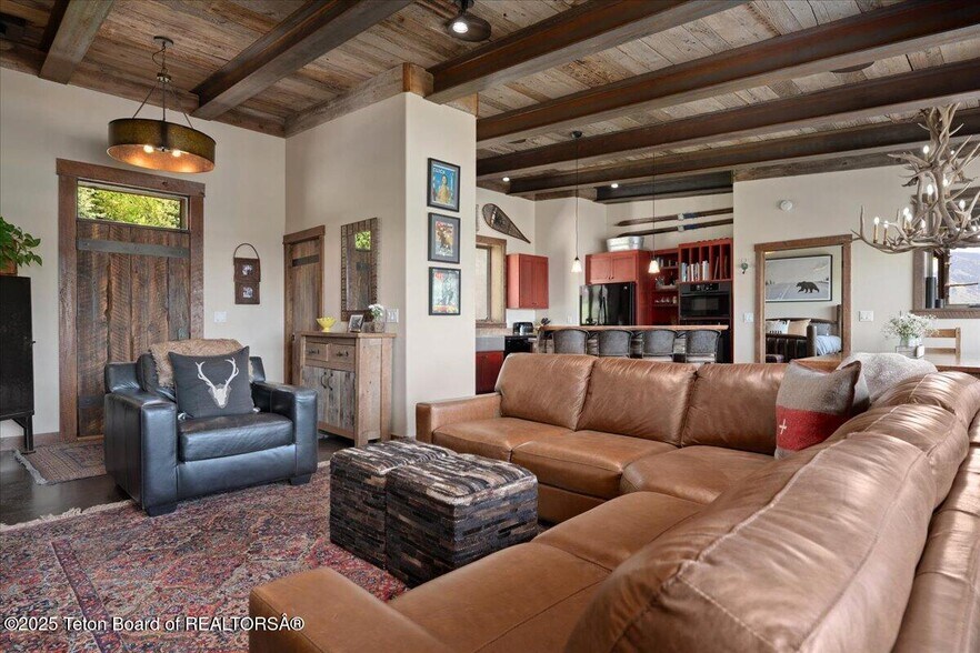 1023 Budge Dr, Jackson, WY à vendre - Photo intérieure - Image 3 de 34