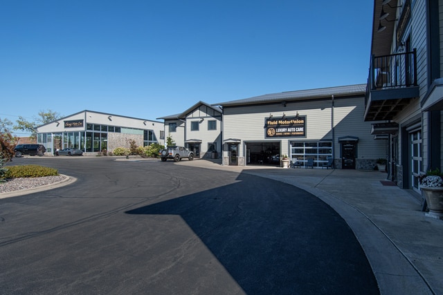 2220 Ferry Rd, Naperville, IL 60563 - Unit 102 -  - Interior Photo - Image 1 of 13