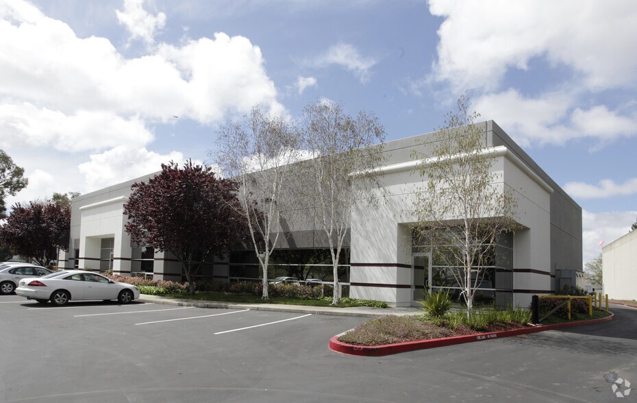 30621-30641 San Antonio St, Hayward, CA à louer - Photo du bâtiment - Image 2 de 5