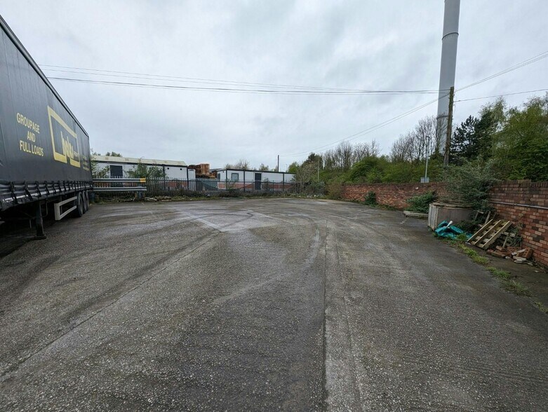 Johnsons Ln, Widnes à louer - Photo du bâtiment - Image 3 de 4