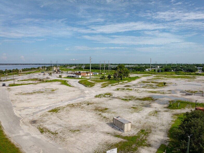 311 Benson Junction Road Rd, Debary, FL à vendre - Photo principale - Image 1 de 8