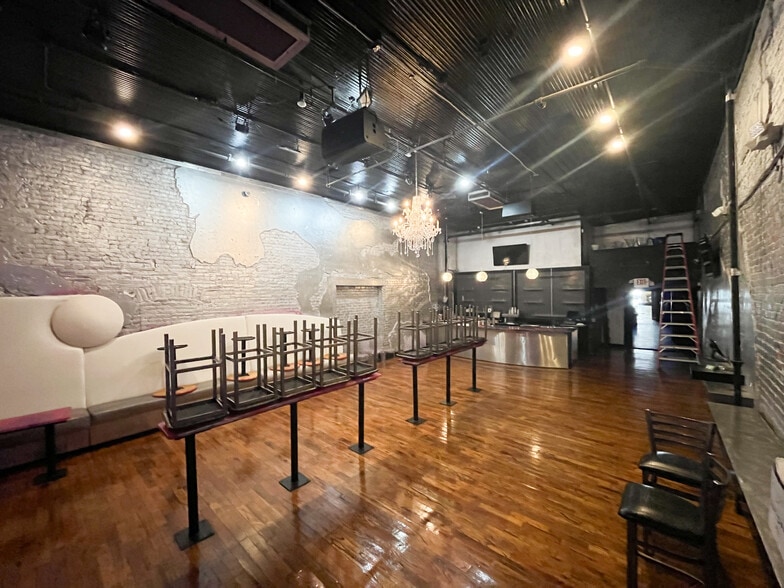 321 South Ave, Springfield, MO for sale - Interior Photo - Image 3 of 11