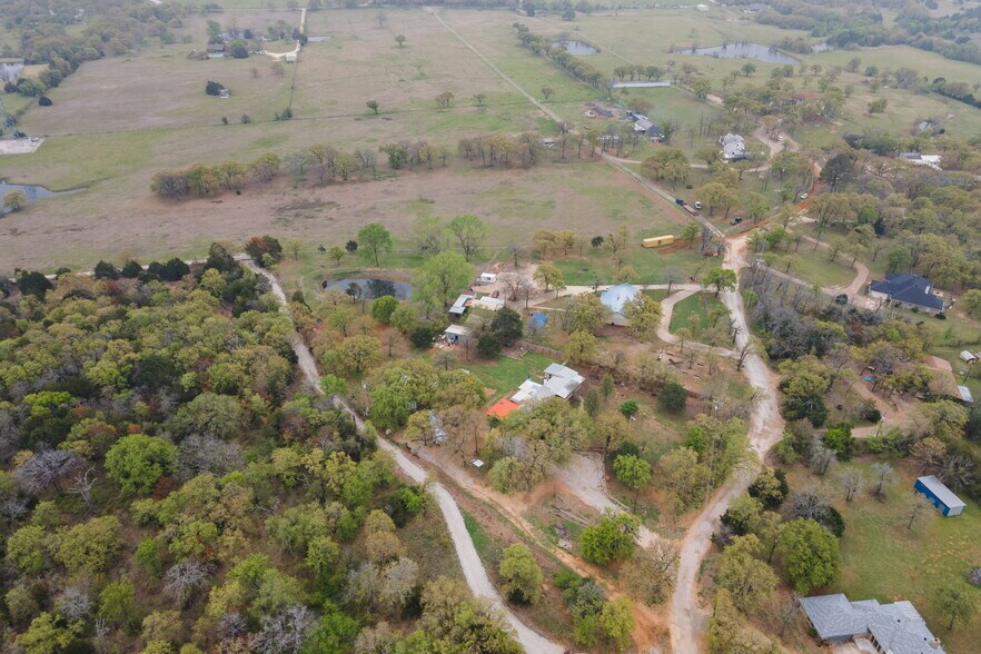 4309 Slayton Rd, Cleburne, TX for sale - Building Photo - Image 2 of 3