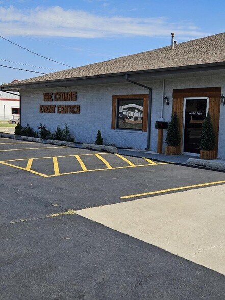 3230 N Rockwell Ave, Bethany, OK à vendre - Photo du bâtiment - Image 2 de 32