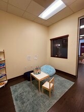 580 N Wilma Ave, Ripon, CA for lease Interior Photo- Image 1 of 2