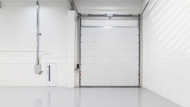 18-24 Whitby Ave, London for lease Interior Photo- Image 2 of 2