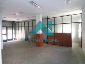 Retail in Cáceres, Cáceres for lease Interior Photo- Image 1 of 7