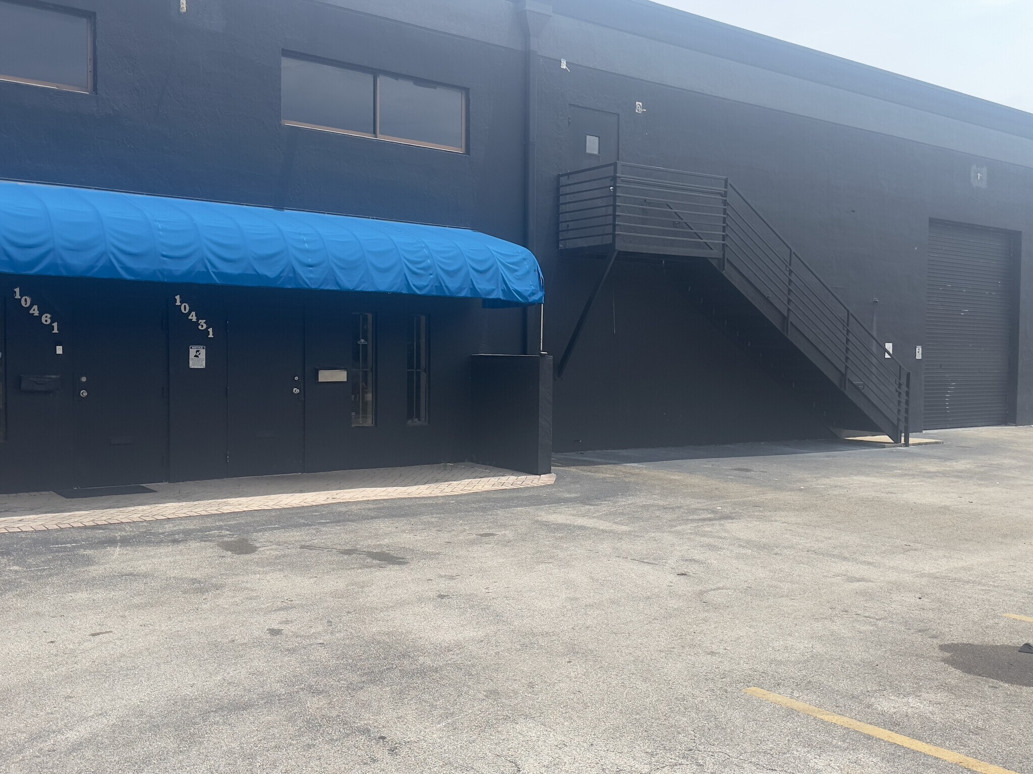 10431-10461 NW 26th St, Miami, FL à vendre Photo du bâtiment- Image 1 de 1