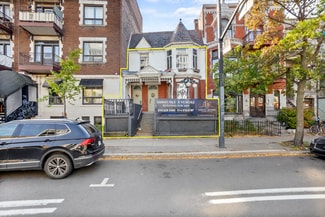 Plus de détails pour 5258 Av Du Parc, Montréal, QC - Commerce de détail à vendre