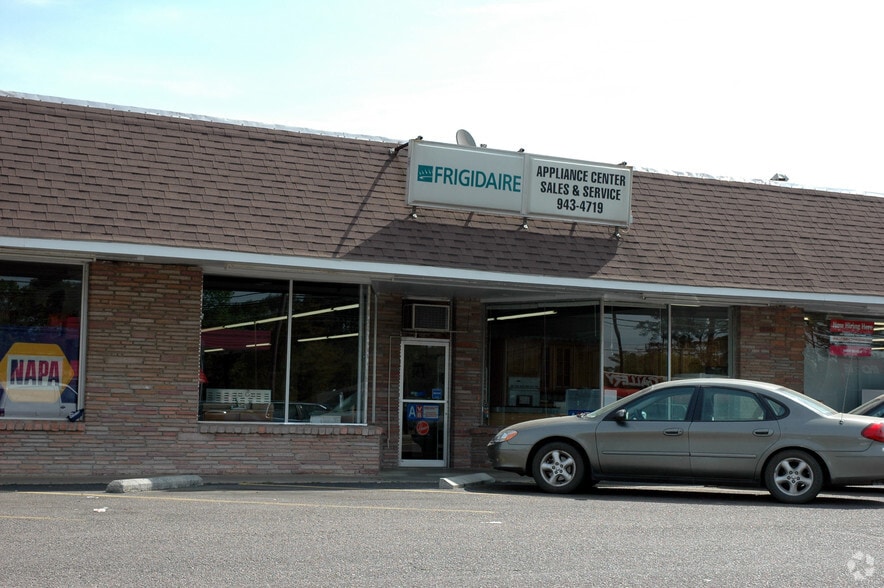 914-1012 Elm St W, Hampton, SC à louer - Photo du bâtiment - Image 2 de 4