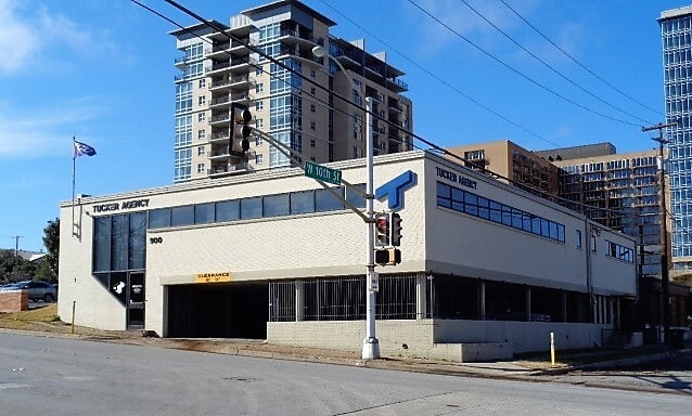 900 Summit Ave, Fort Worth, TX for lease Primary Photo- Image 1 of 25