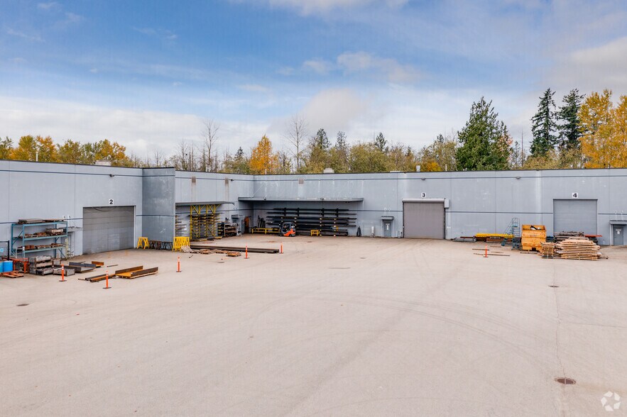 5465 Production Blvd, Surrey, BC à louer - Photo du bâtiment - Image 3 de 42