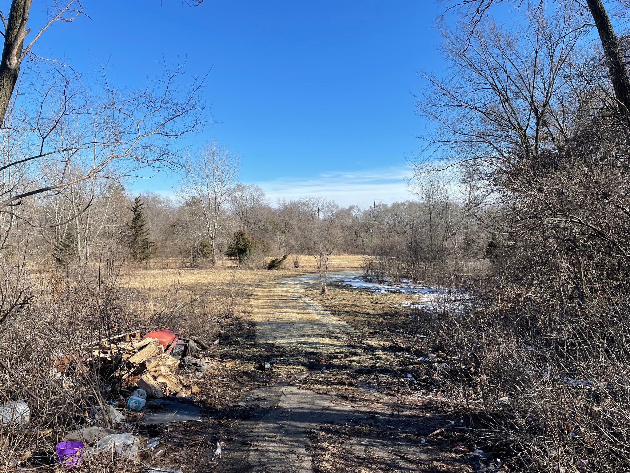 100 E Indian Trail Road, Aurora, IL for sale Primary Photo- Image 1 of 11