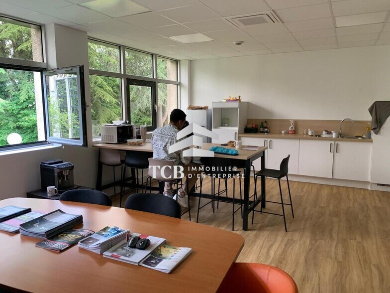 Bureau dans Nantes à louer - Photo du bâtiment - Image 2 de 9