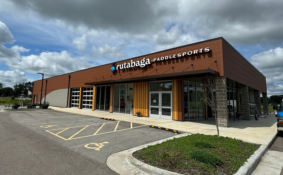 2620 Rimrock Rd, Madison, WI à vendre - Photo du bâtiment - Image 1 de 10