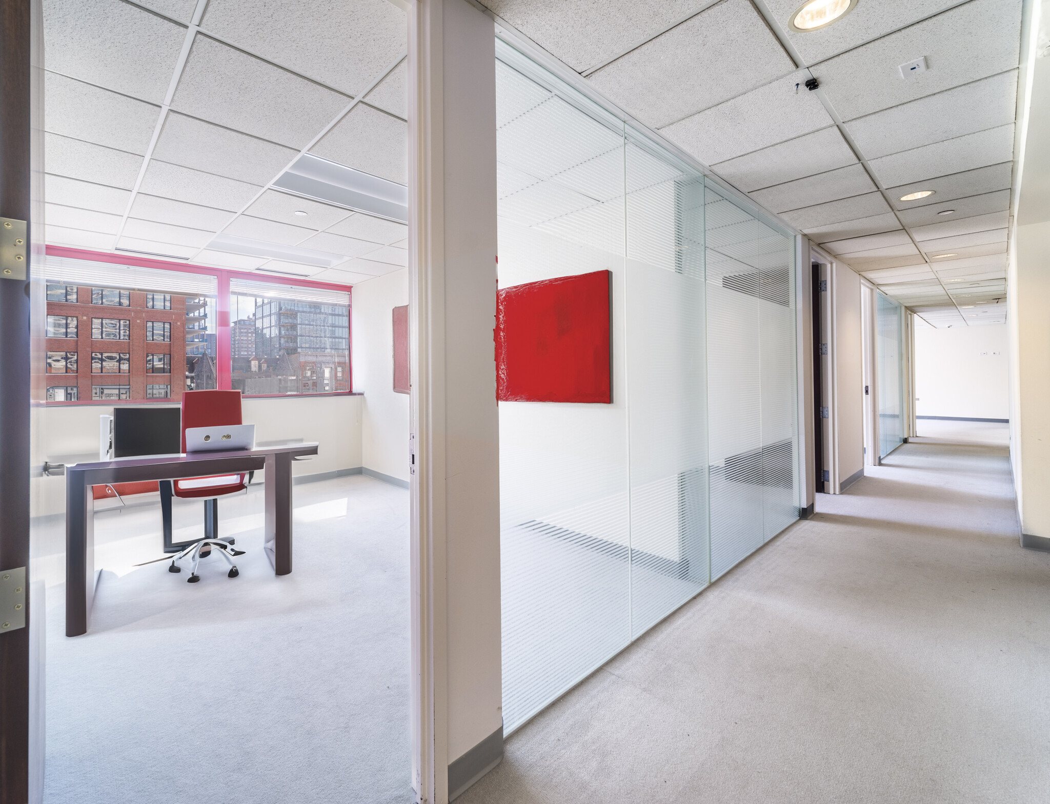 820 N Orleans St, Chicago, IL for lease Interior Photo- Image 1 of 8