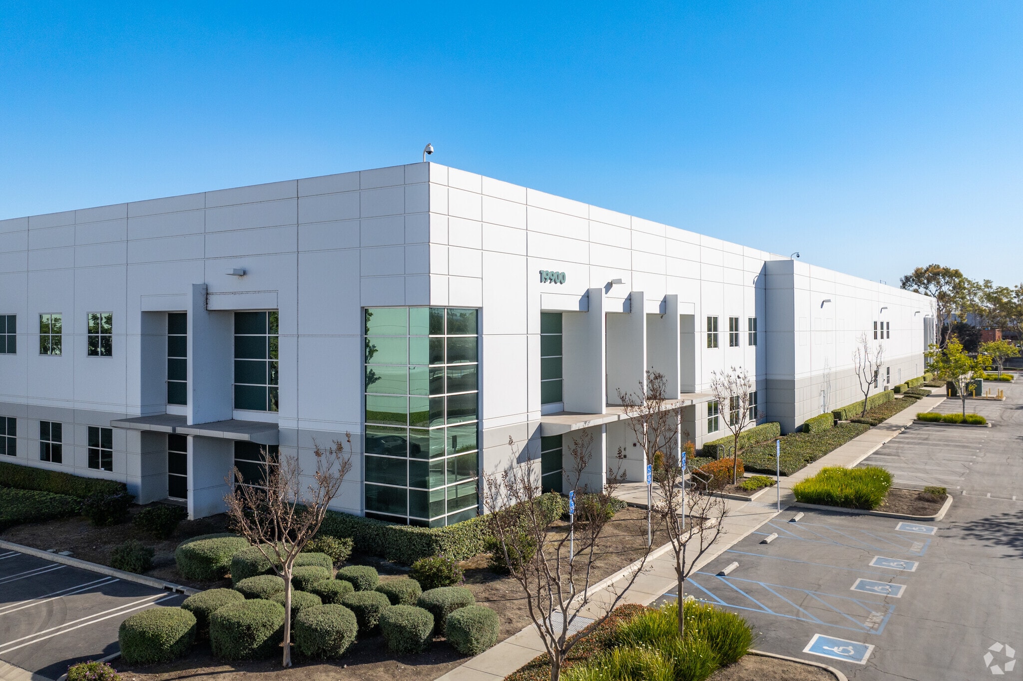 19900 Van Ness Ave, Torrance, CA for lease Primary Photo- Image 1 of 10