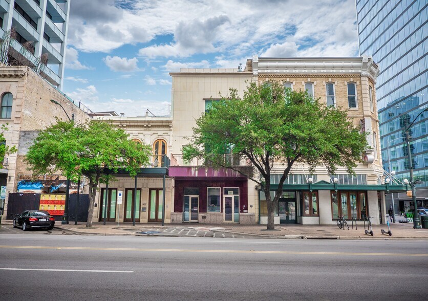 805 N Congress Ave, Austin, TX à vendre - Photo du bâtiment - Image 2 de 71