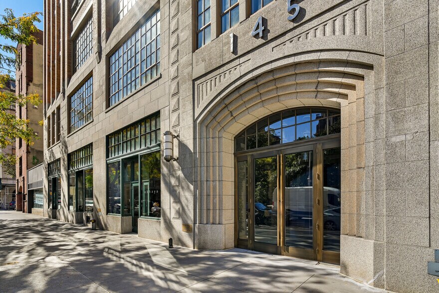 145 Hudson St, New York, NY for lease - Building Photo - Image 1 of 2