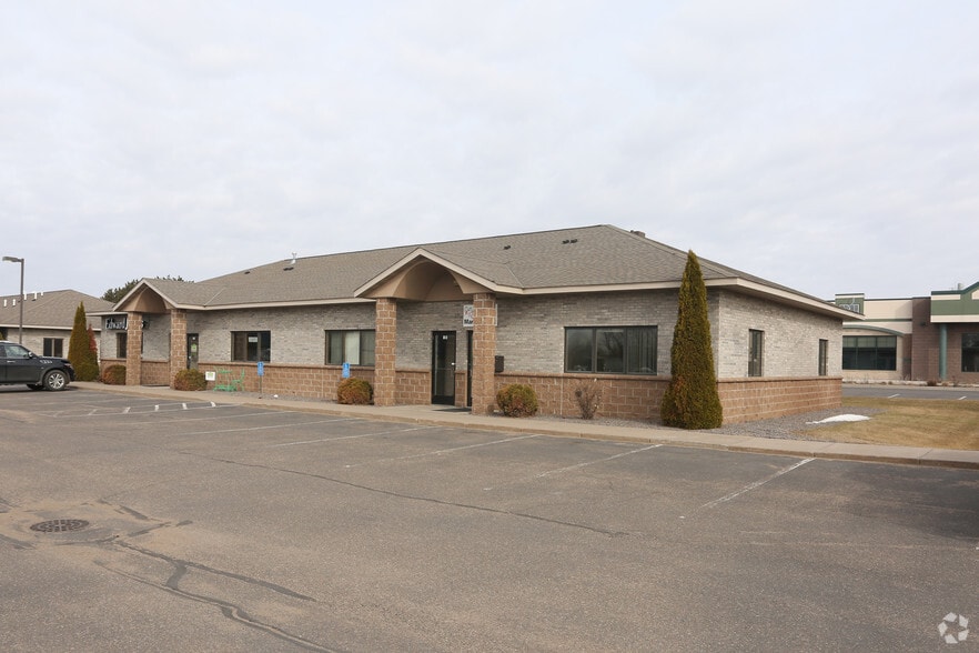 2 Enterprise Ave, Isanti, MN for sale - Primary Photo - Image 1 of 5
